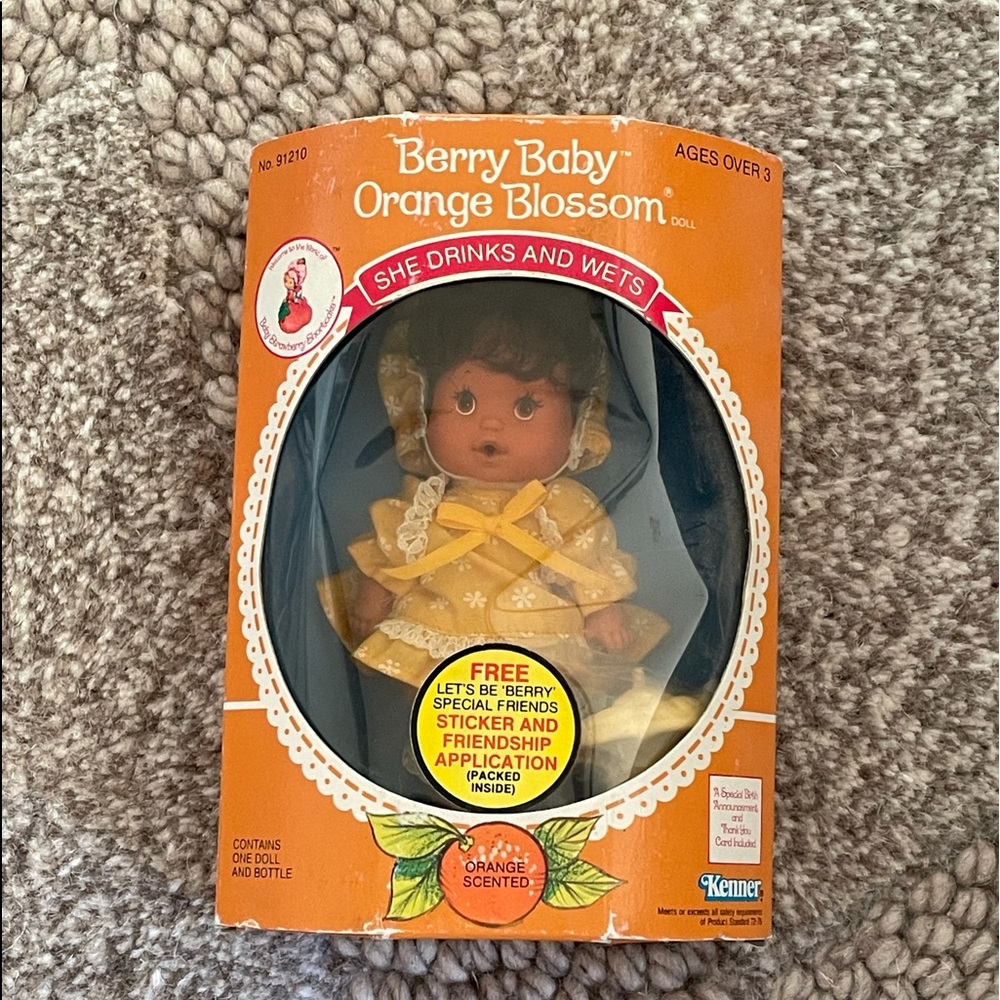 Berry Baby Orange Blossom Strawberry Shortcake Doll vintage NWT